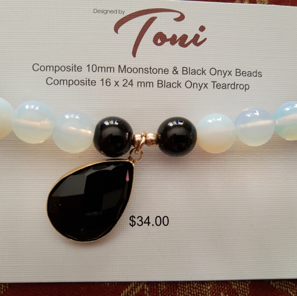 *NEW PRICE* - BRACELET- Moonstone and Black Onyx